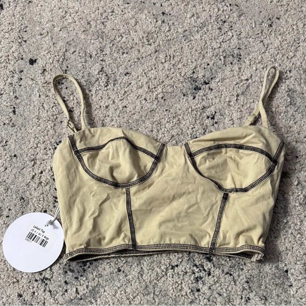 NWT Princess Polly
